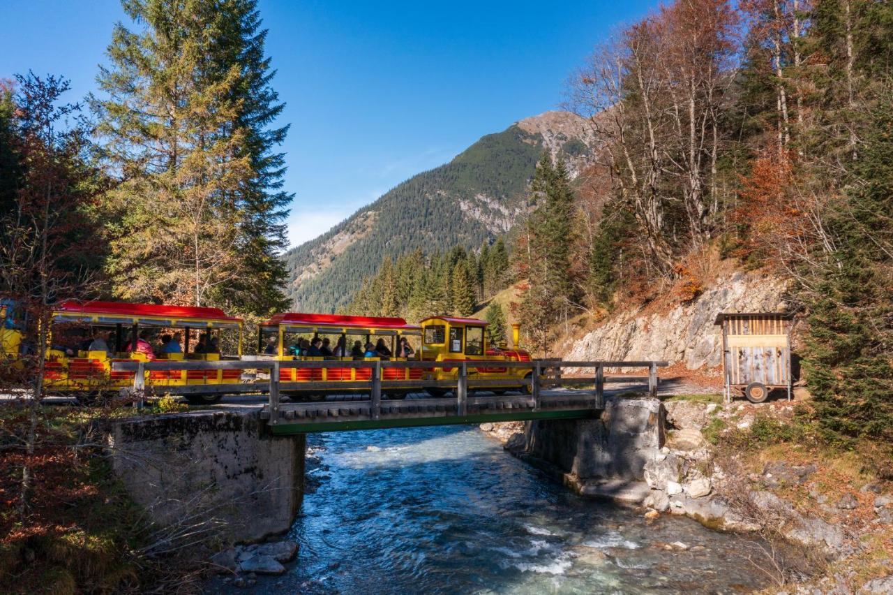 Hotel Thaneller Stadl Braeu Berwang Buitenkant foto